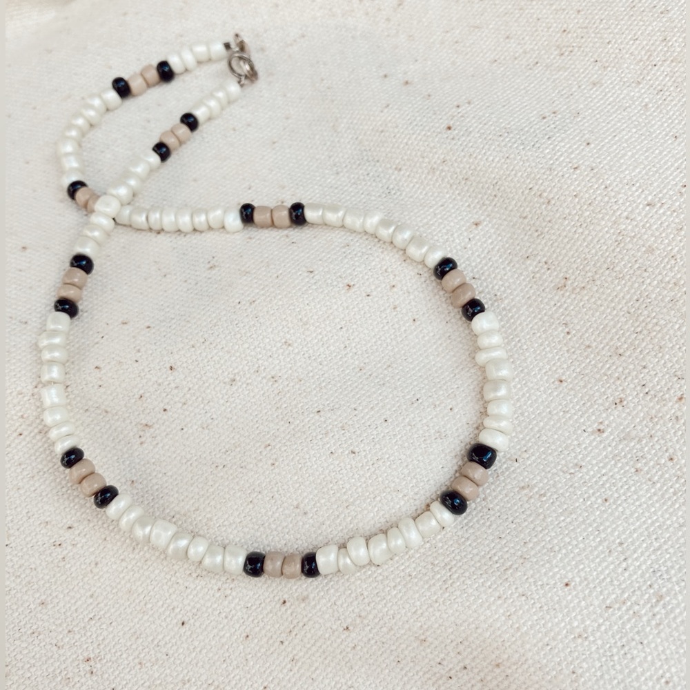 “Cheetah” seed bead choker